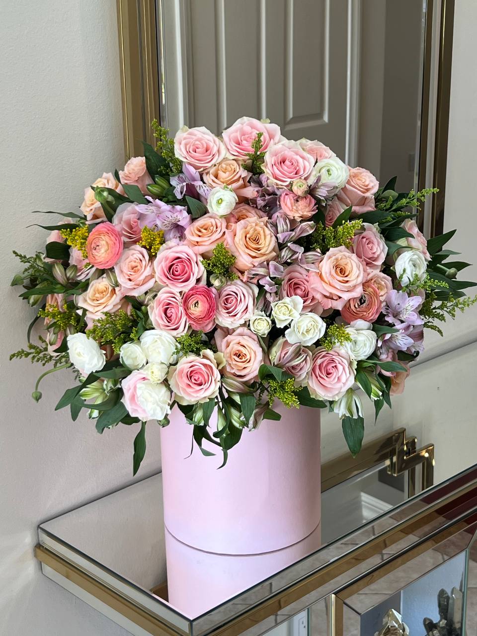 Pastel Elegance Rose Box - FlowerStop LA