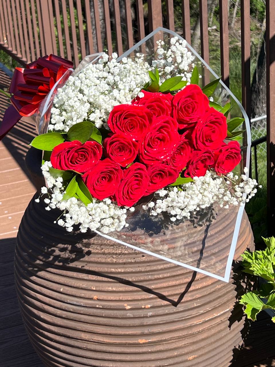 Rose Box Arrangements | Classic Roses in Boxes – Flowerstop LA