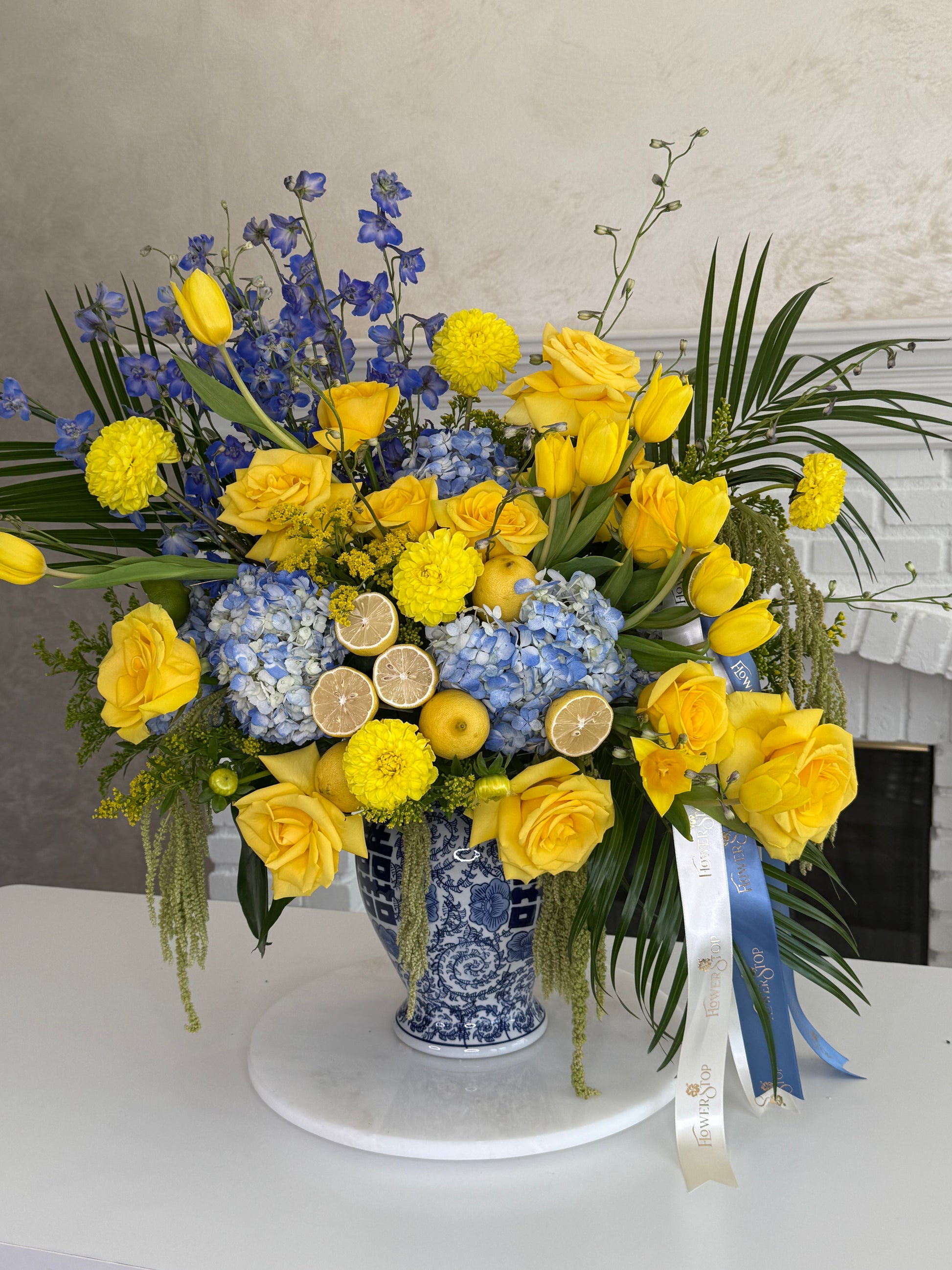 Dolce Vita Vase Arrangement - FlowerStop LA