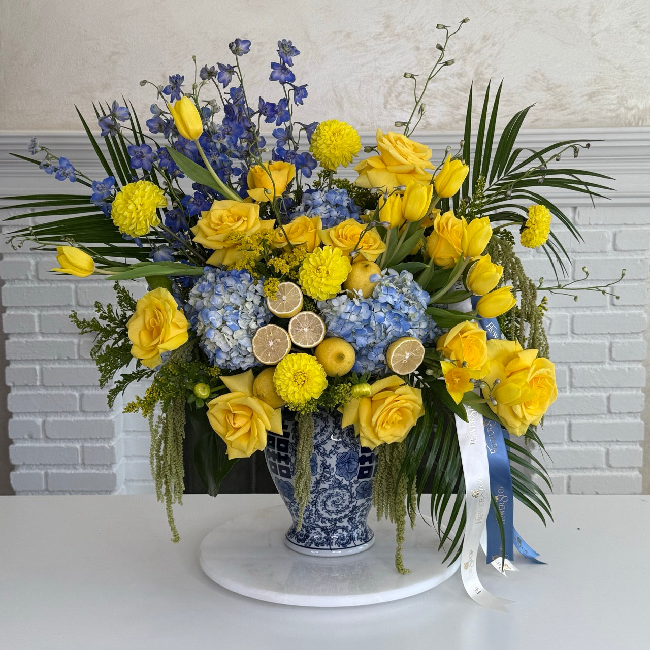 Dolce Vita Vase Arrangement - FlowerStop LA