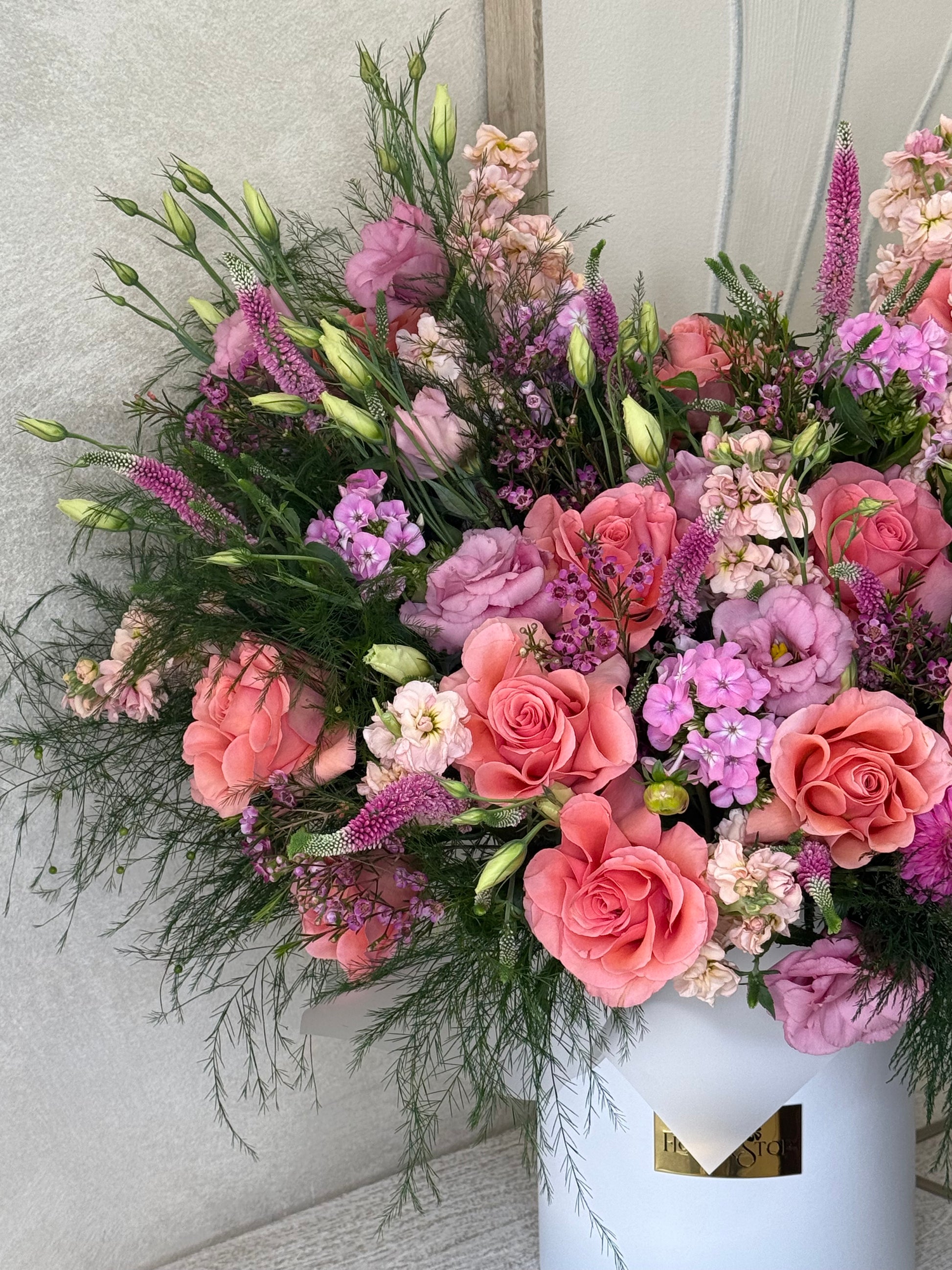 Rosé Meadow Luxury Box - FlowerStop LA